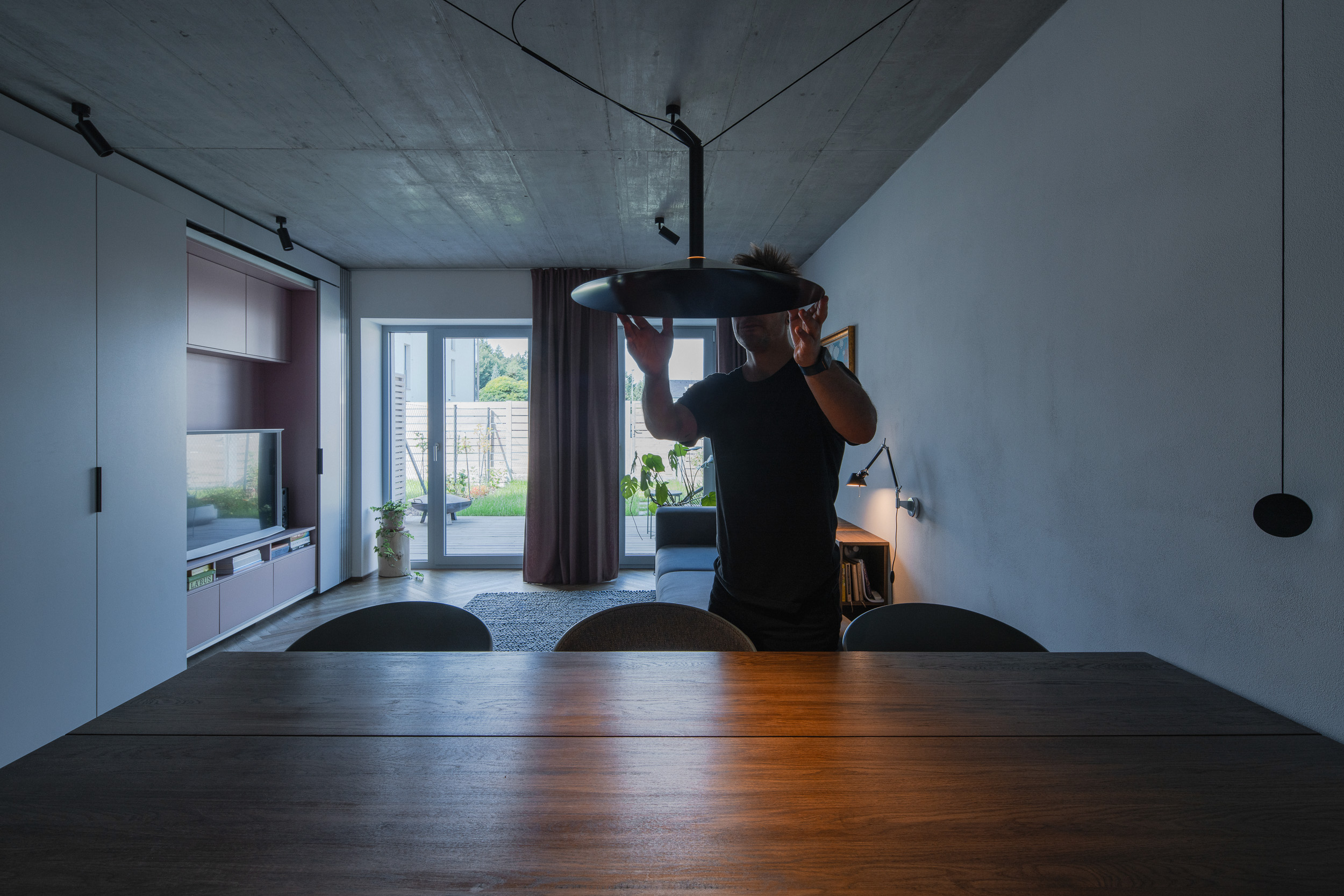 Karnet, architekti Byt s dlouhou skříní