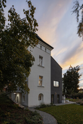 Karnet, architekti