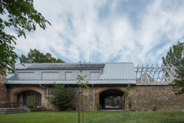 Karnet, architekti