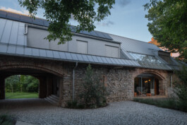 Karnet, architekti