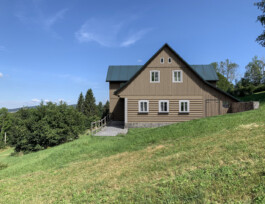 Karnet, architekti