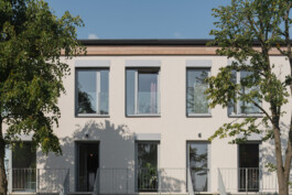 Karnet, architekti