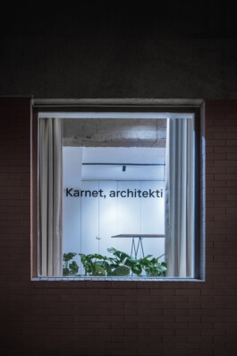 Karnet, architekti