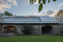 Karnet, architekti